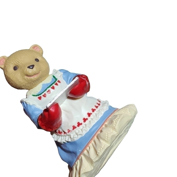 Vintage Hallmark 1993 Momma bear baking chef cookies ornament - Picture 6 of 7